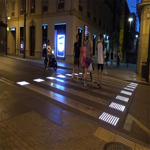 In-Road Crosswalk Lights-3