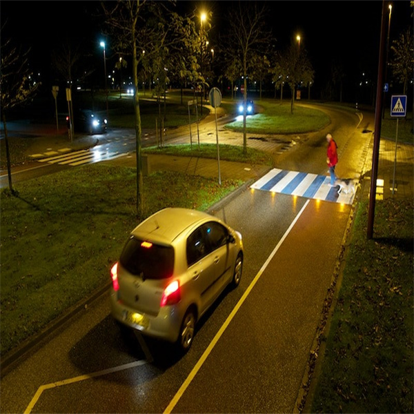 Pedestrian Safety Guide light-1